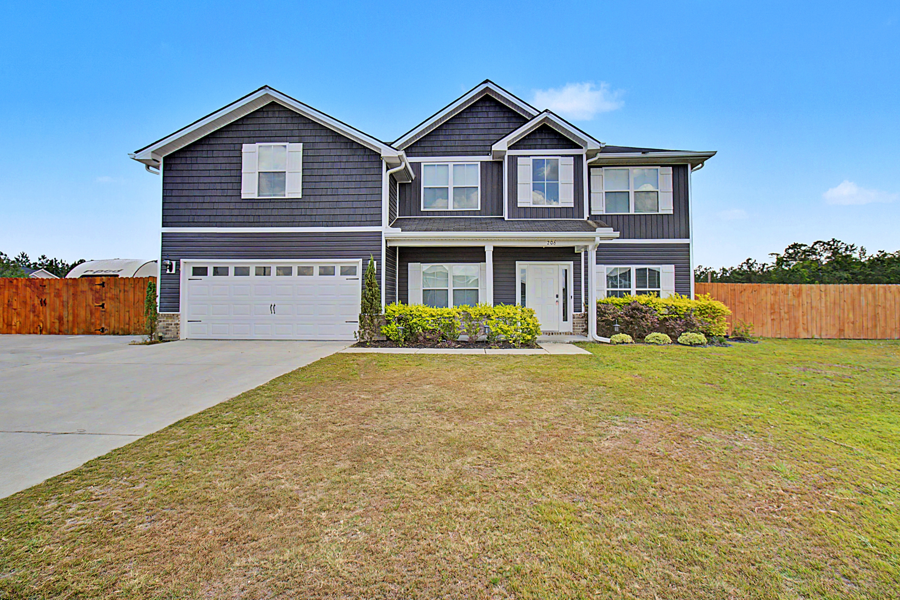 206 Farnsworth Trail