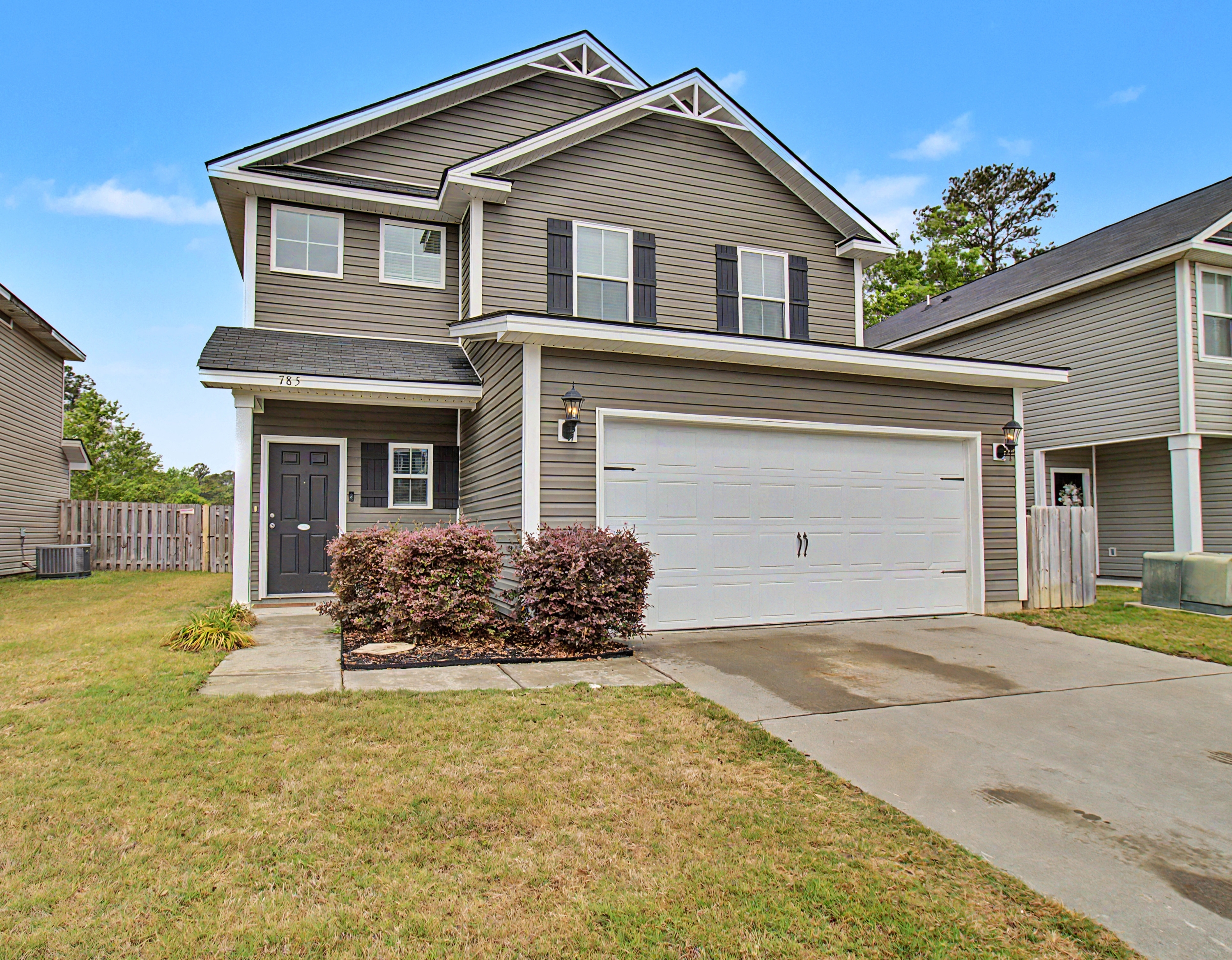 785 Fairview Circle