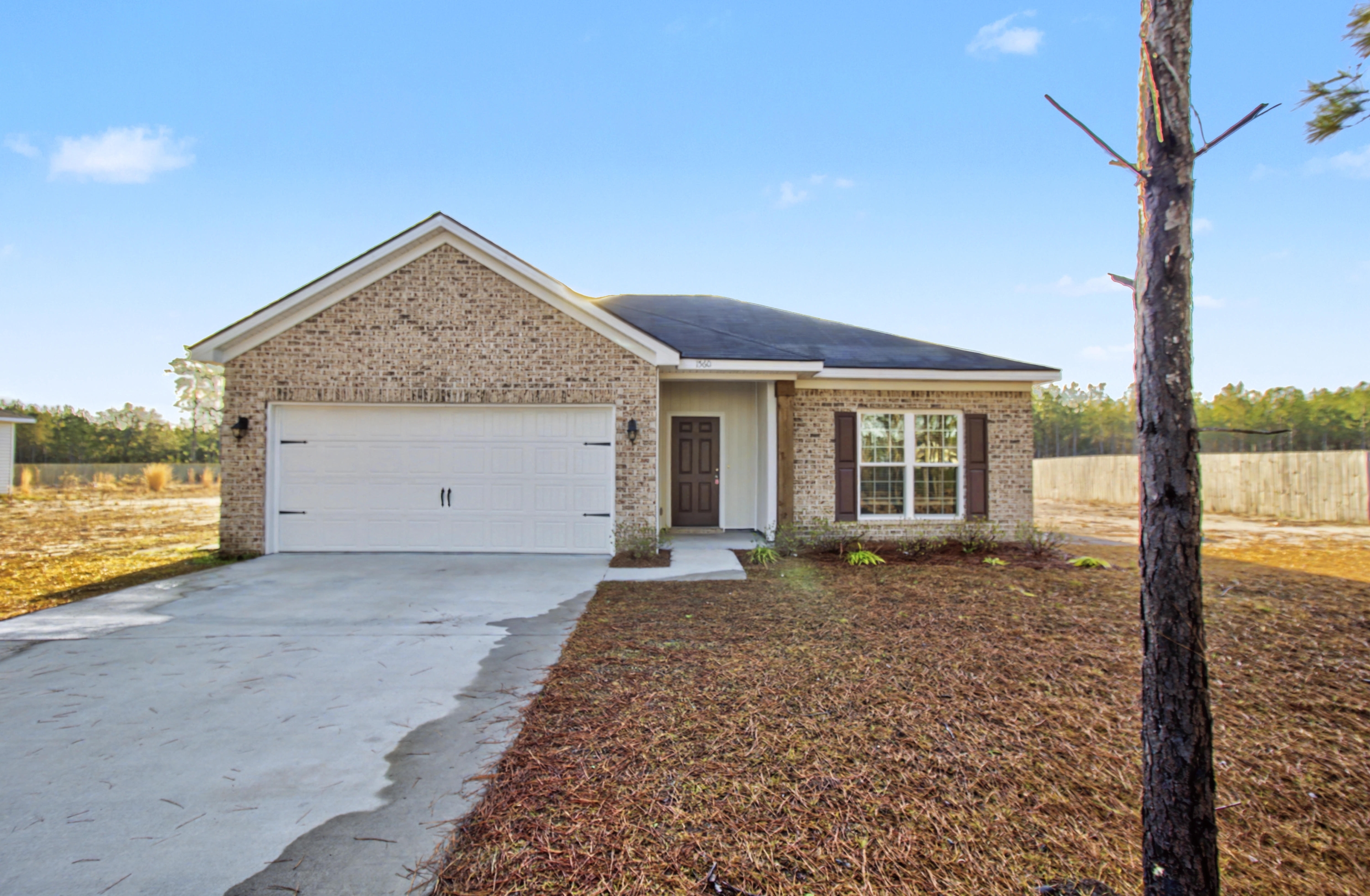 1560 Arnold Drive SE