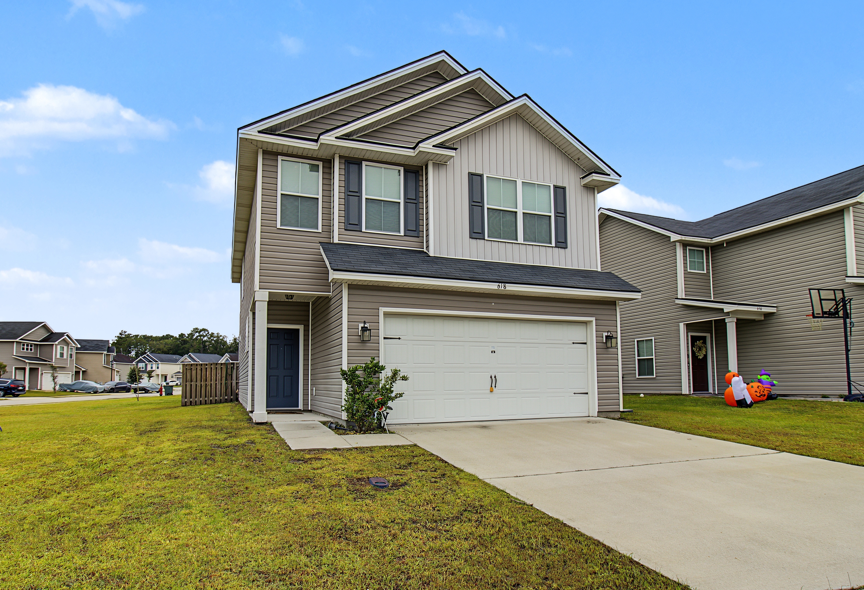618 Fairview Circle